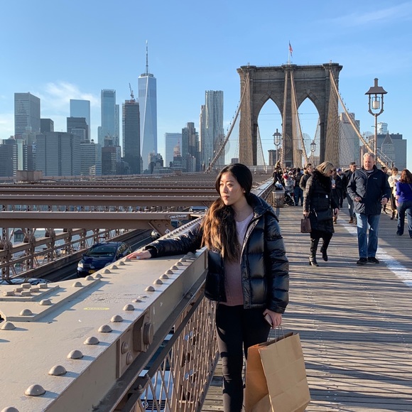 Meet your Posher, Carolyn - Picture 1 of 1